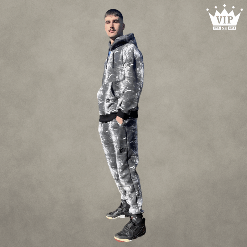 Batik čierna súprava výpredaj